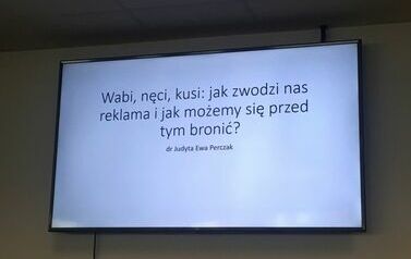 Szkolenie z reklamy prowadzone przez dr Judytę Perczak z UJK