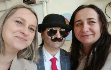 Pan Andrzej z Paniami z klasy 3 C