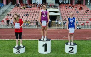 Oliwia Baczewska na podium