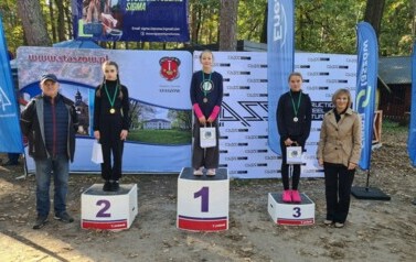 Jenna Dolińska z klasy 6 A na podium