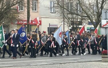 Korow&oacute;d poczt&oacute;w sztandarowych