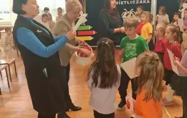 Wręczenie dyplom&oacute;w
