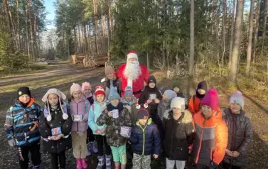 Zdjęcie grupowe z Mikołajem 