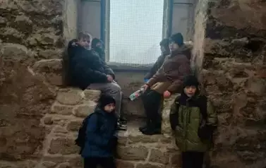 Uczniowie klasy 4 a na Zamku w Szydłowie