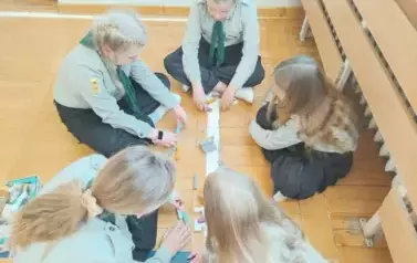 Wsp&oacute;łzawodnictwo drużyn w grach planszowych