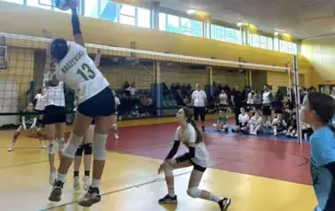Oliwka w ataku, Marysia i Lena w asekuracji