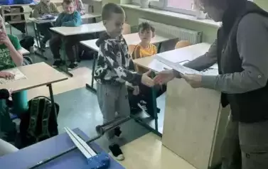 Wręczenie certyfikat&oacute;w w ramach akcji GIGA LAURKA DLA STRAŻNIK&Oacute;W LAS&Oacute;W