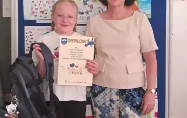 Laureatka konkursu Liliana Kruzel z nagrodą