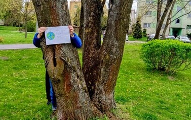 Listy uczni&oacute;w do Ziemi - sesja plenerowa