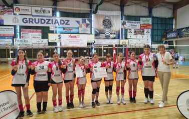 Drużyna ze staszowskiej dw&oacute;jki