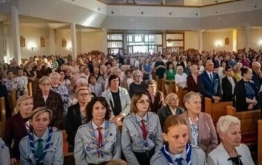 Harcerze podczas Mszy Świętej