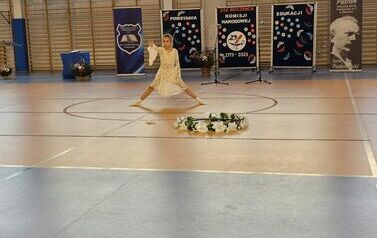 Uczennica z klasy 3 a wykonująca taniec pod tytułem Show Dance