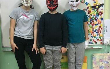 Maski halloweenowe