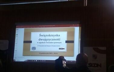 Prezentacja o prawnych aspektach edukacji dwujęzycznej