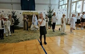 Dziewczynki śpiewają