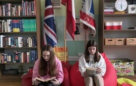 Bardzo zdolne uczennice z 7 A wybrały lektury