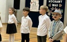 Adaś w roli dziadka