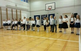 Uczniowie rozpoczynają występ