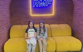 Przyszłe dziennikarki radiowe