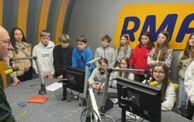 Pan Krzysztof opowiada jak pracuje radio w sytuacjach kryzysowych