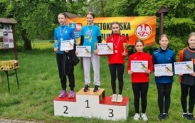 Dekoracja najlepszej sz&oacute;stki dziewcząt młodszych