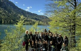 Grupa nad jeziorem Forggensee