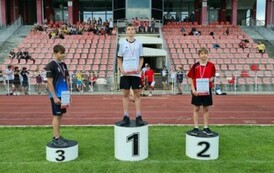 Karol Szostak na podium