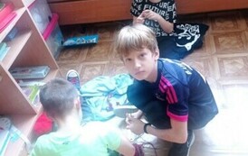 Szydełkujący chłopcy