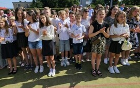 Uczniowie klas 4