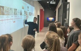 Multimedialna wystawa &ndash; Historia medi&oacute;w