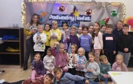 Uczniowie klasy 2 b na warsztatach w strefie SOWA
