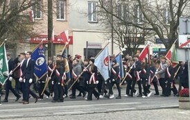 Korow&oacute;d poczt&oacute;w sztandarowych