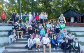 Rajd pieszy do Golejowa klasy 4 a i 4 b