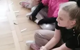 Wr&oacute;żba z wirującą butelką