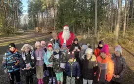 Zdjęcie grupowe z Mikołajem 