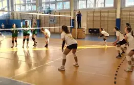 Drużyna ze Staszowa przed przyjęciem zagrywki