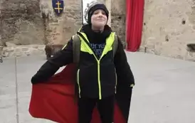 Uczeń klasy 5a w sali tronowej