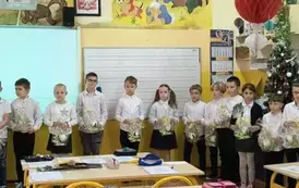 Uczniowie występują
