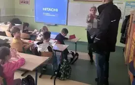 Ze słodkimi podziękowaniami dla listonosza