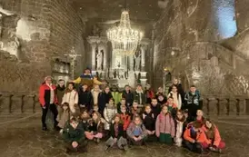 Zdjęcie grupowe klasy 2 a i 2 c