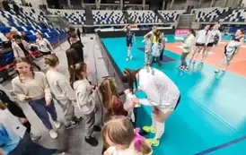 Spotkanie z zawodniczkami po meczu