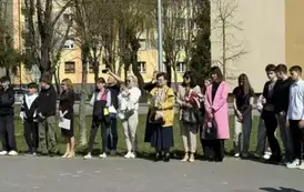Uczestnicy obchod&oacute;w 85 rocznicy Zbrodni Katyńskiej