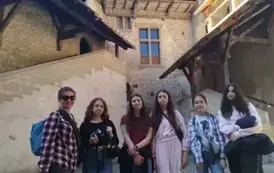 Dziedziniec zamku Chateau de Chillon