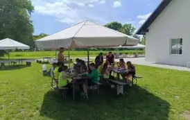 Poczęstunek w pizzerii