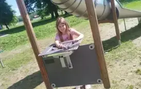 Natalka na placu zabaw