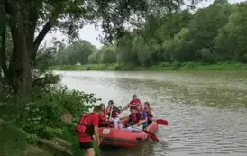 Spływ pontonowy po Nidzie Kłodzkiej