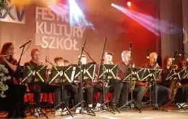 Uczeń z klasy &oacute;smej członkiem orkiestry staszowskiej