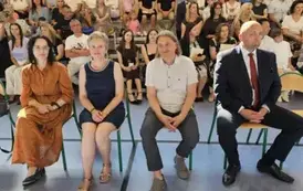 Nauczyciele i gość M. Kondek