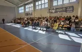 Widownia z oddali
