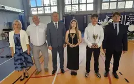 Goście: I. Wojtasińska, I. Kwiecjasz, wice dyrektor R. Konat, Sportsmenka, Sportowiec Roku i dyr. Kubalski